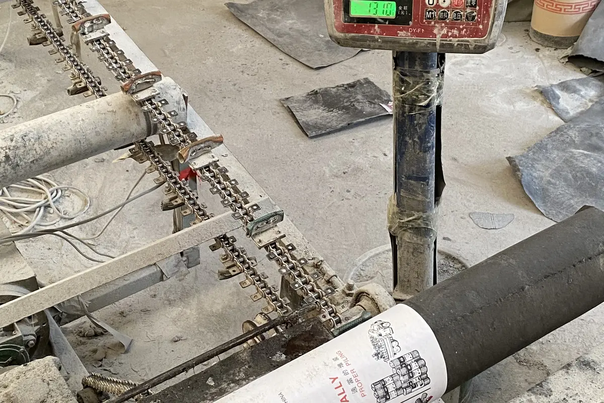 Roofing felt product inspection detail