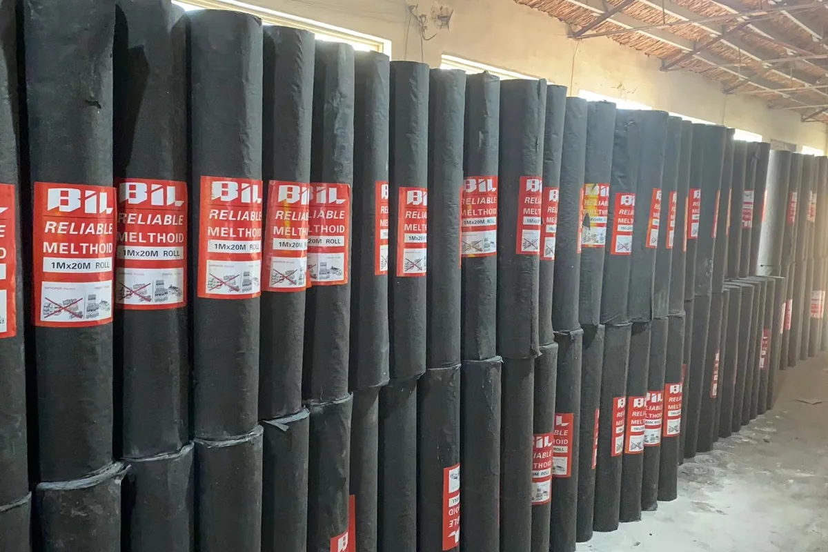 Label dan pembungkusan felt bumbung sebenar