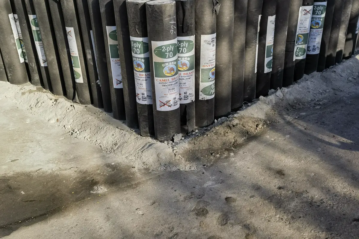 Roofing felt roll stock for bulk supply